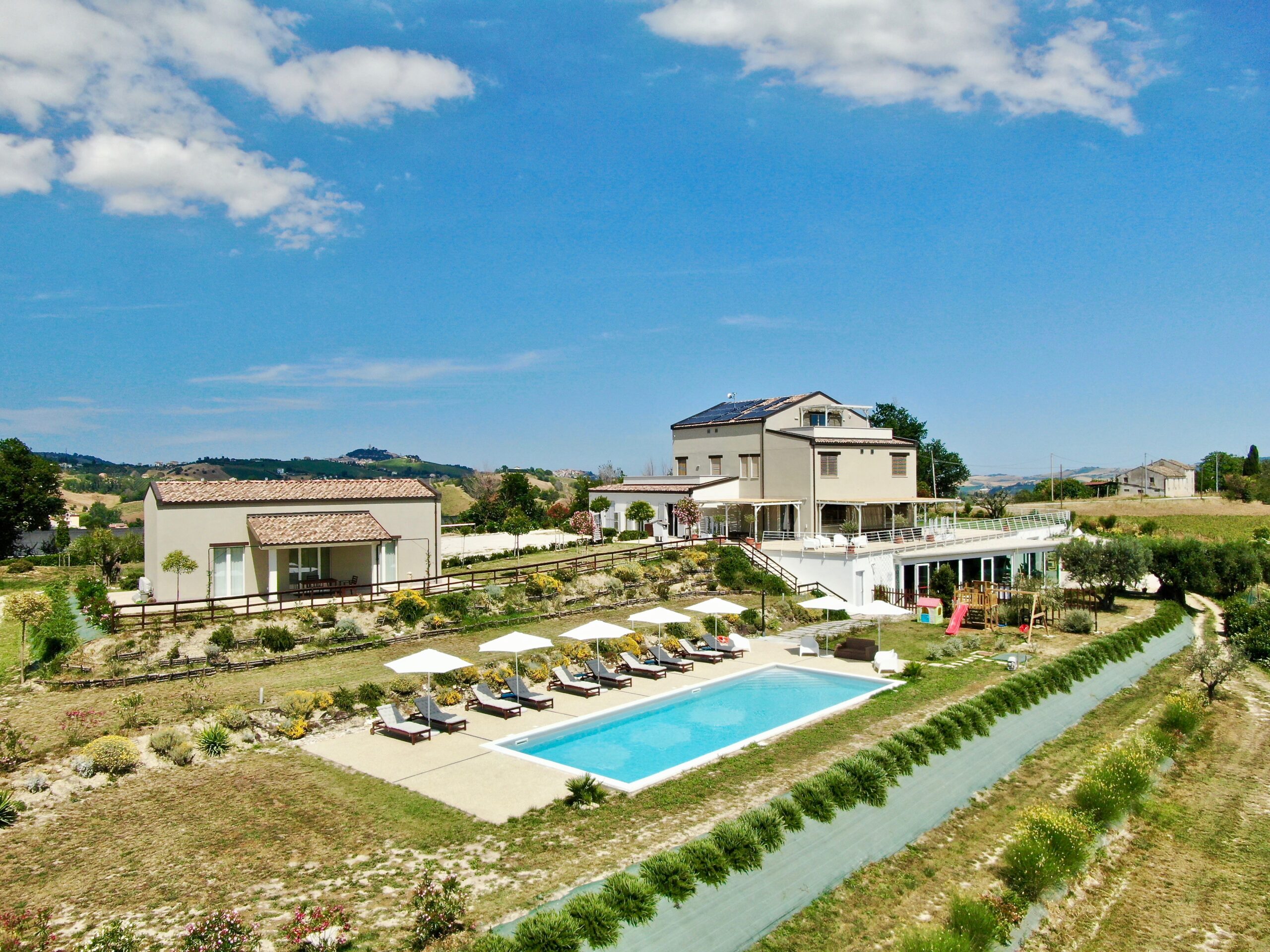 Casale di Mauro, casa vacanze, country house a Fermo nelle Marche