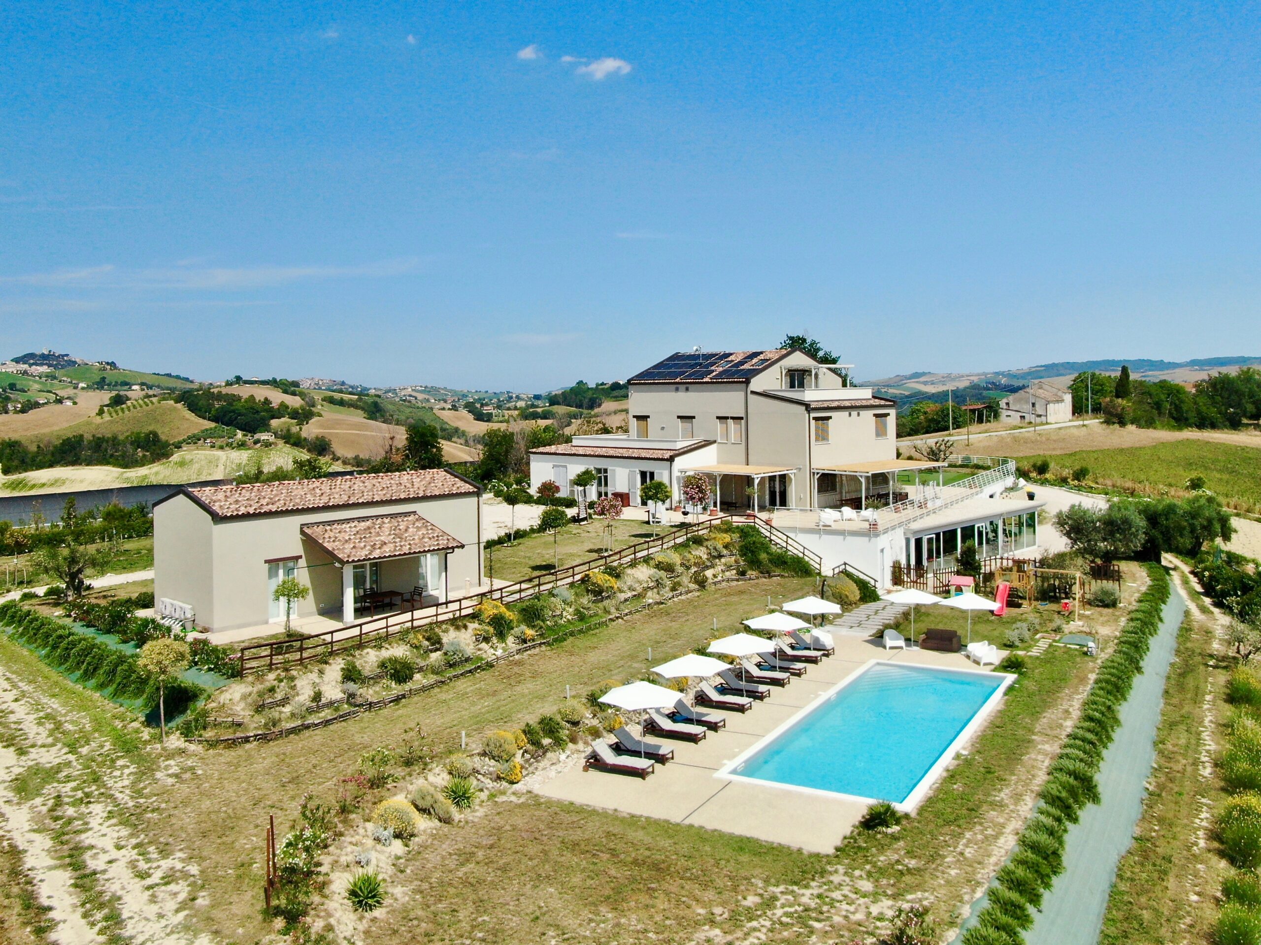 Casale di Mauro, casa vacanze, country house a Fermo nelle Marche